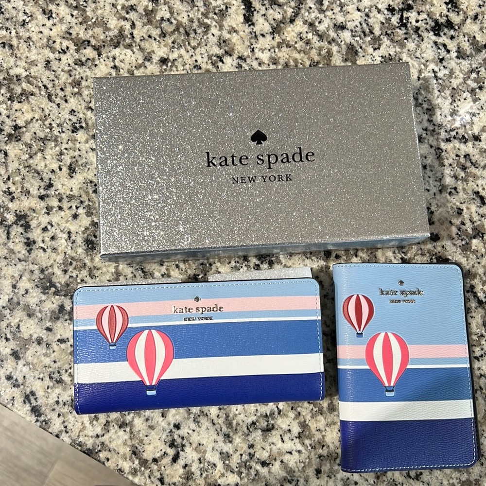 💕Kate Spade Hot Air Balloon Passport Holder And Wallet Set💕